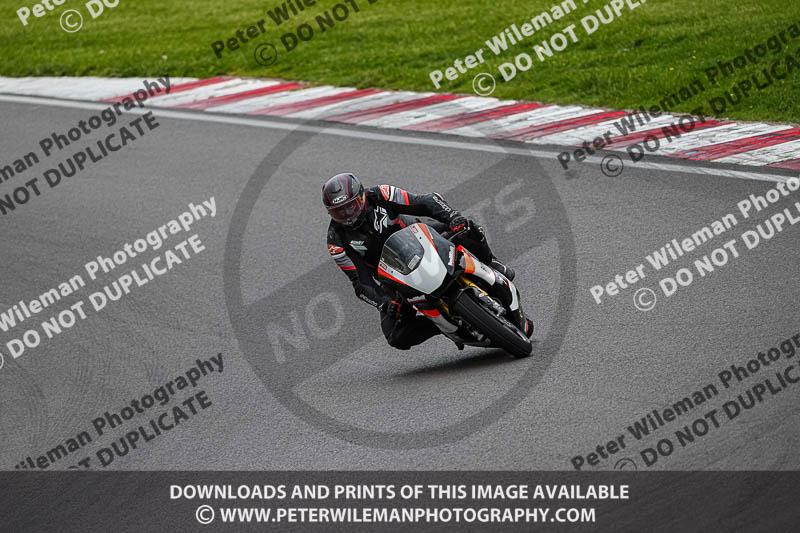 donington no limits trackday;donington park photographs;donington trackday photographs;estoril;event digital images;motorbikes;no limits;no limits trackdays;peter wileman photography;portugal;trackday;trackday digital images;trackday photos